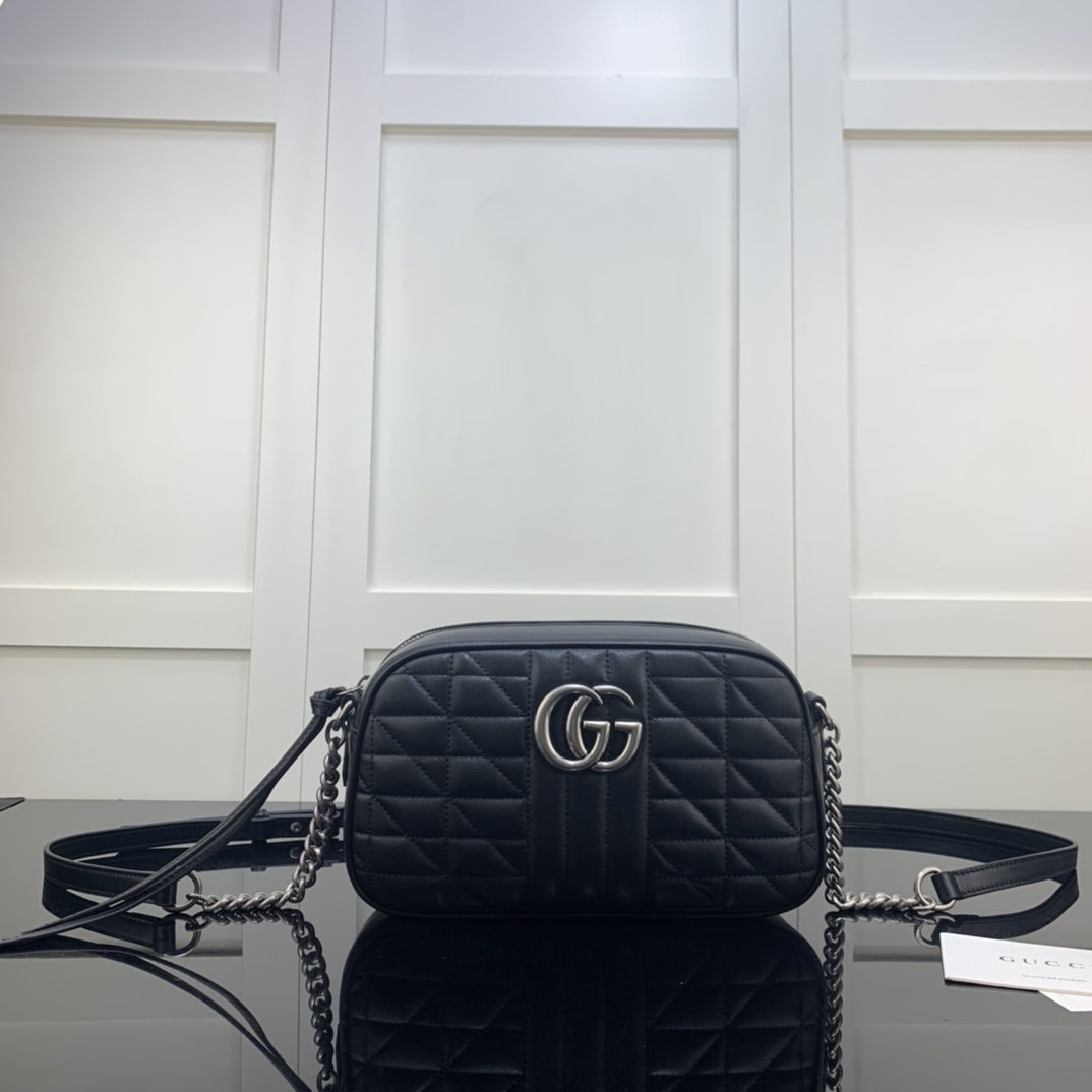 Bagsaaa Gvc*1 GG Marmont Small Shoulder Bag 447632 Black & Silver - 24 x 13 x 7cm