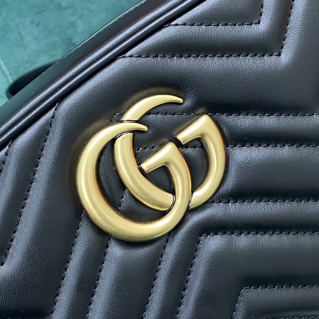 Bagsaaa Gvc*1 GG Marmont Small Shoulder Bag 447632 Black & Gold - 24 x 13 x 7cm