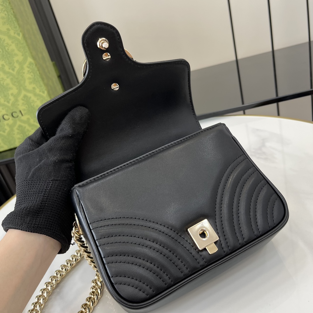 Bagsaaa Gvc*1 GG Marmont Mini Top Handle Bag 811238 Black - 17x13x6cm
