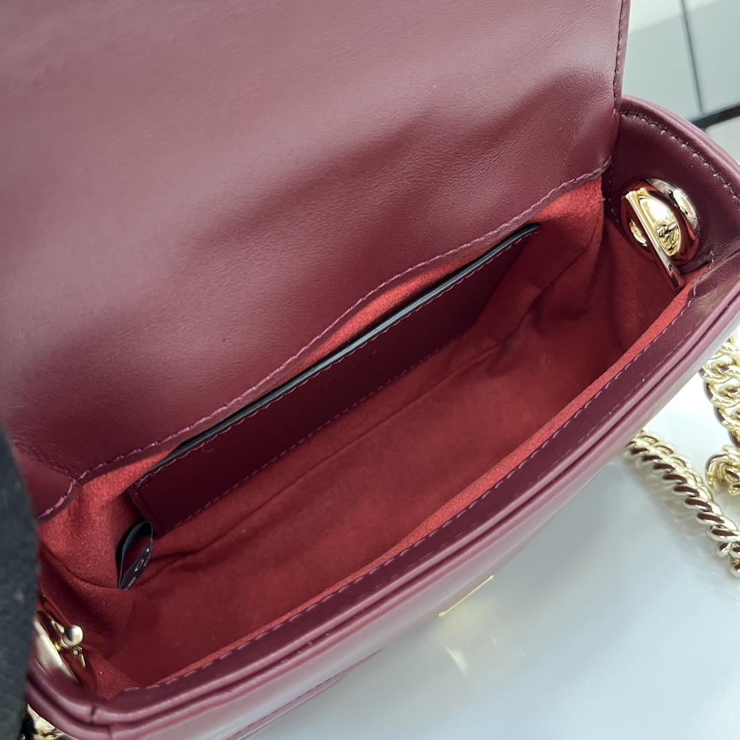 Bagsaaa Gvc*1 GG Marmont Mini Top Handle Bag 811238 Red - 17x13x6cm
