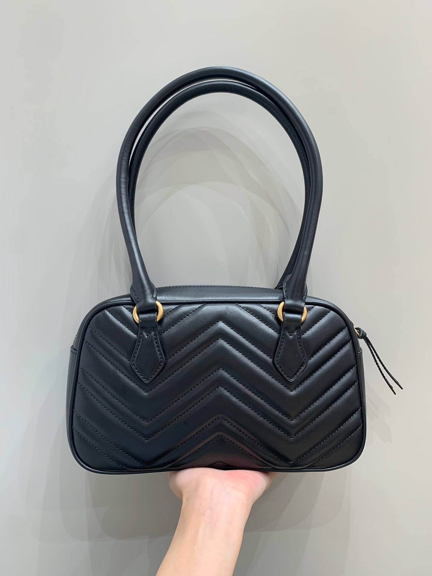 Bagsaaa Gvc*1 GG Marmont Small Top Handle Bag 795199 Black - 25.5x15.5x6.5cm