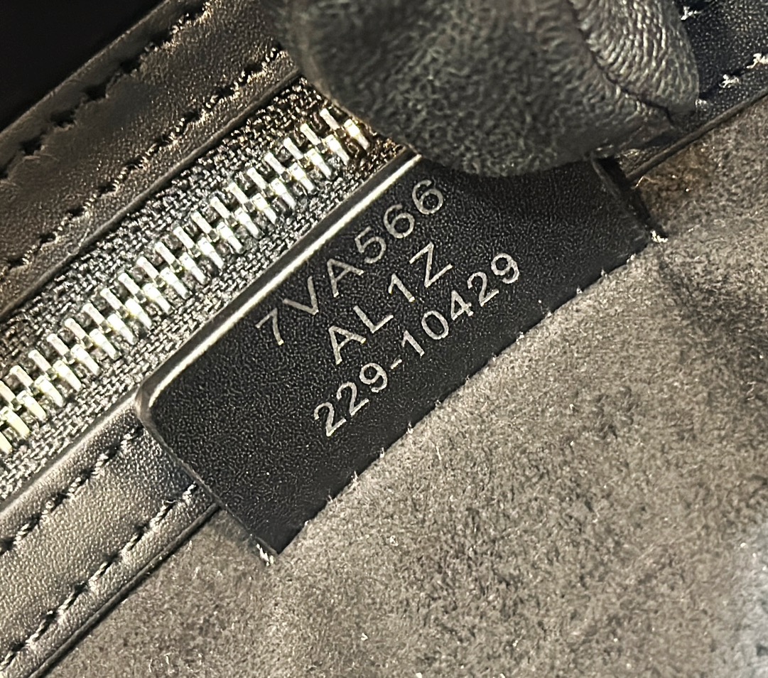 Bagsaaa F**di Large Peekaboo Denim Material - 42.5x20x32.5cm