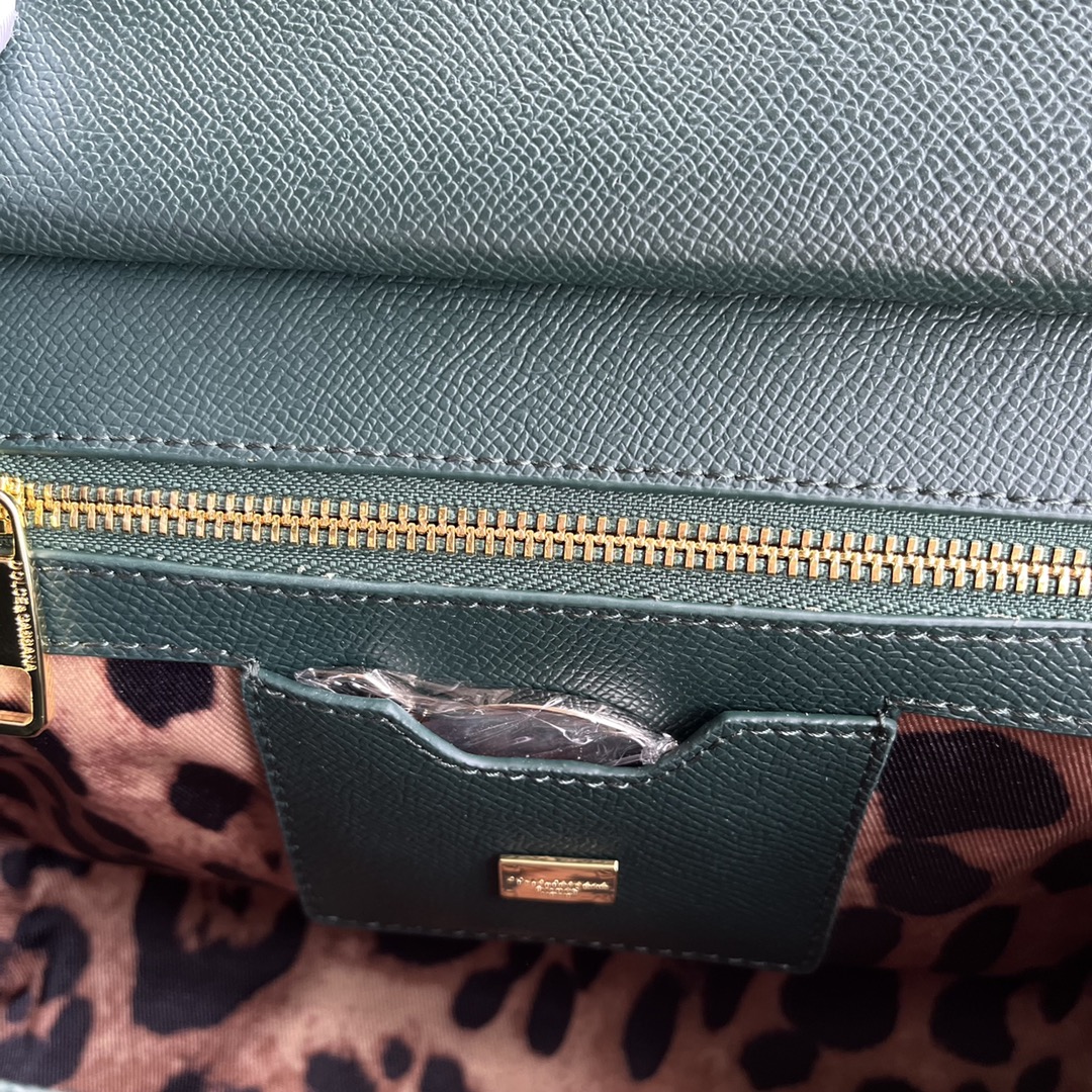 Bagsaaa Dolce&Gabbana Dark Green Sicily Handbag - 25x20X12cm