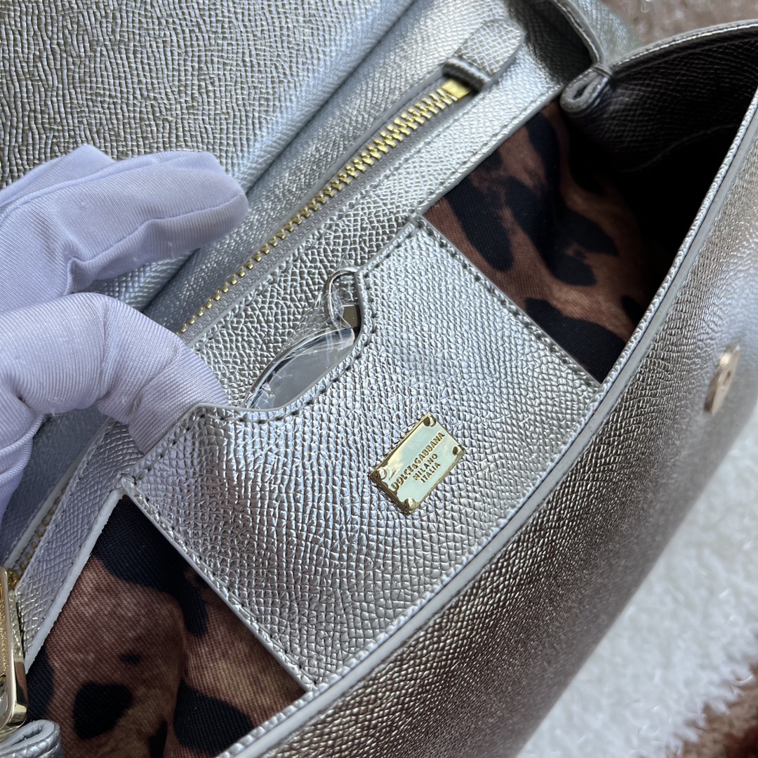 Bagsaaa Dolce&Gabbana Silver Sicily Handbag - 25x20X12cm