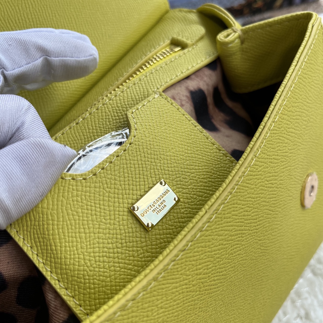 Bagsaaa Dolce&Gabbana Yellow Sicily Handbag - 25x20X12cm