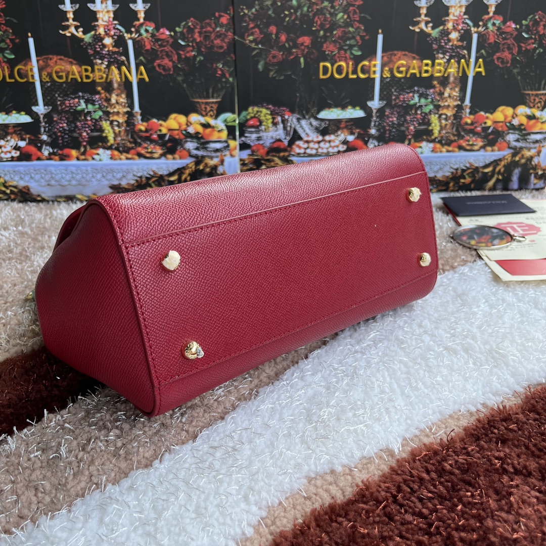 Bagsaaa Dolce&Gabbana Red Sicily Handbag - 25x20X12cm