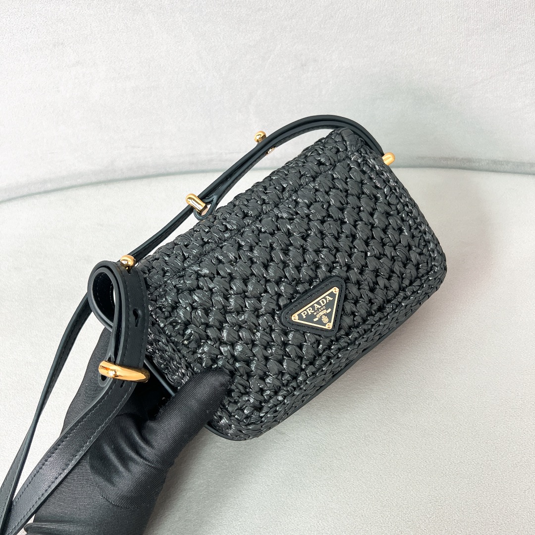 Bagsaaa Pra*a Crochet and leather shoulder bag black - 16x11x5 cm