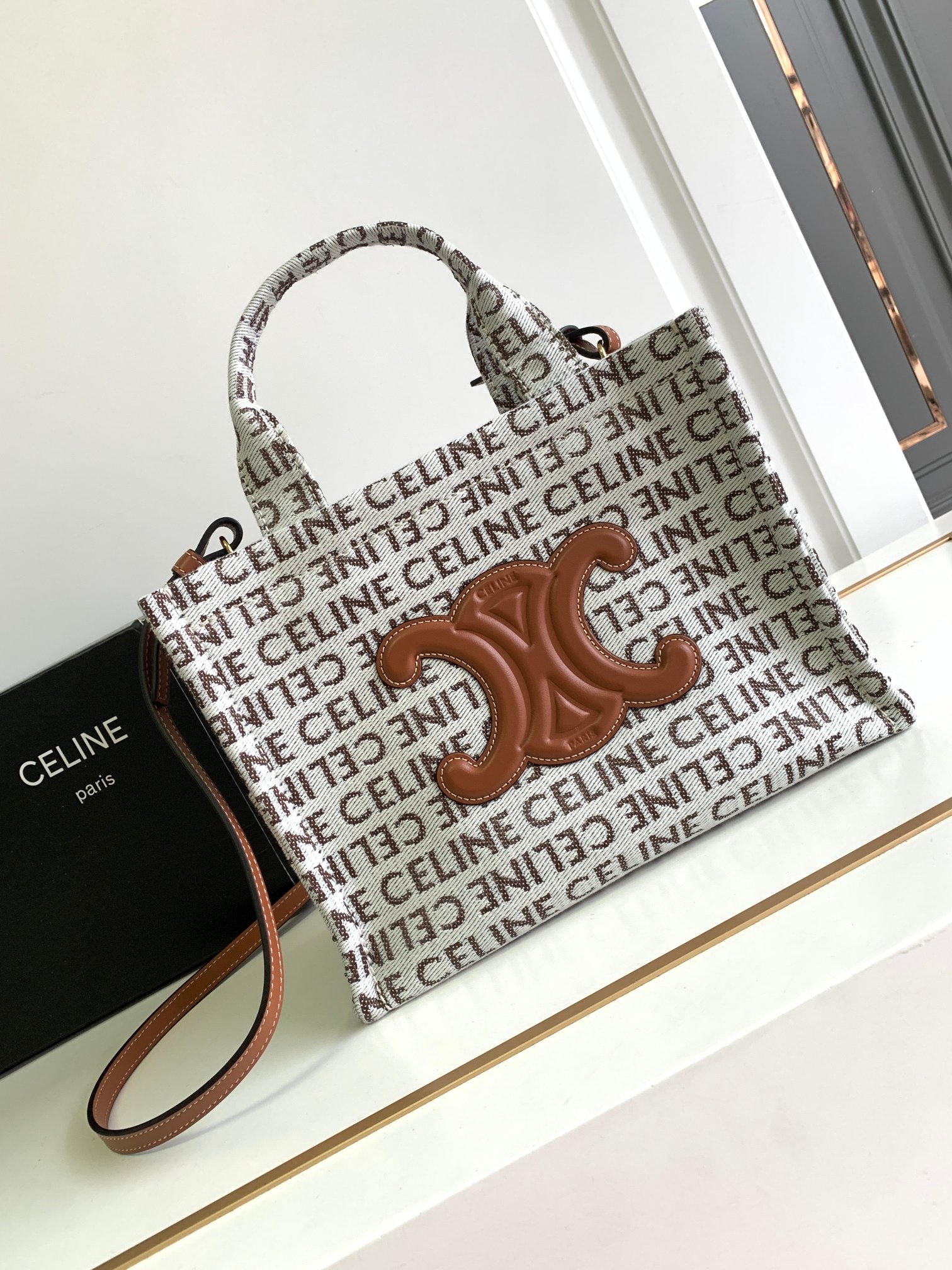 Bagsaaa Ce1i*e Small Cabas Thais Textile With Ce1i*e All-Over - 25.5 x 18.5 x 12 CM