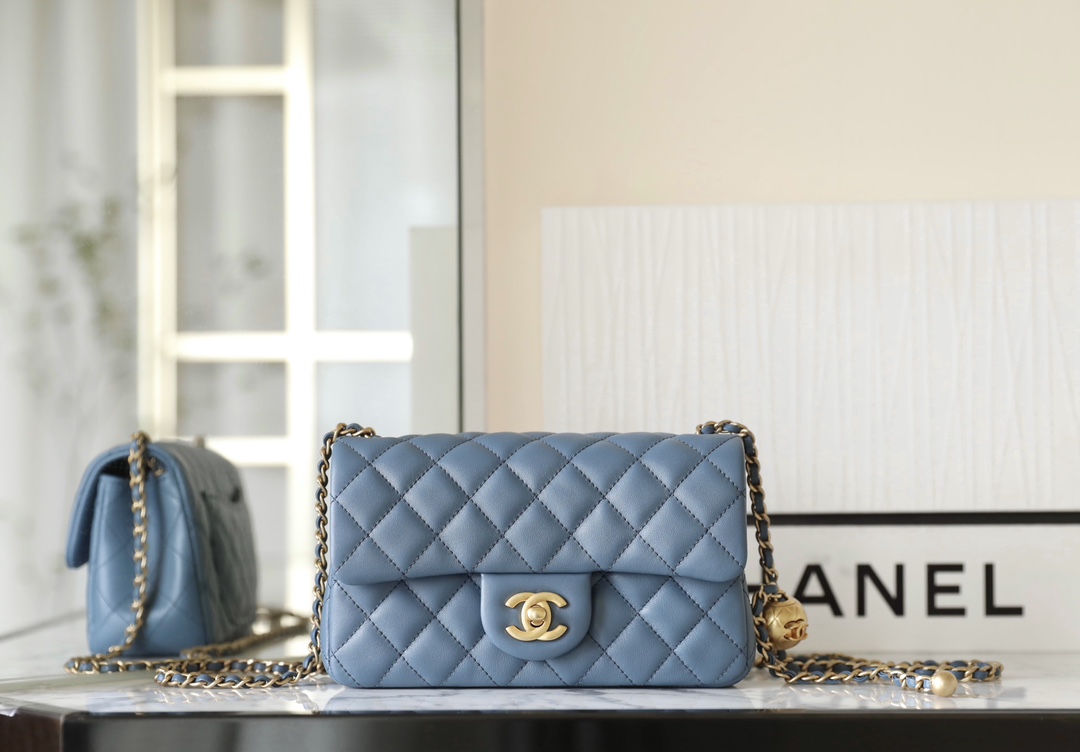 Bagsaaa Ch**el Blue Lambskin & Gold Adjustable Strap - 13x20x7 cm