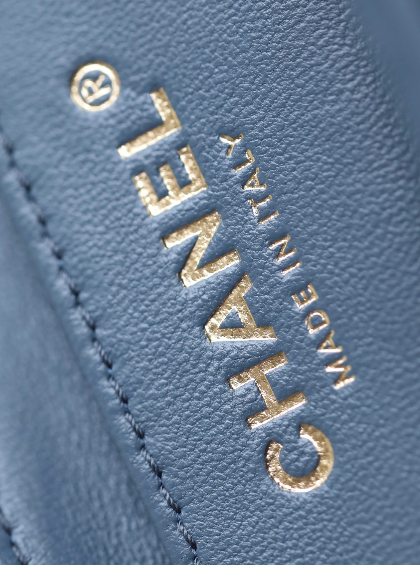 Bagsaaa Ch**el Blue Lambskin & Gold Adjustable Strap - 13x20x7 cm