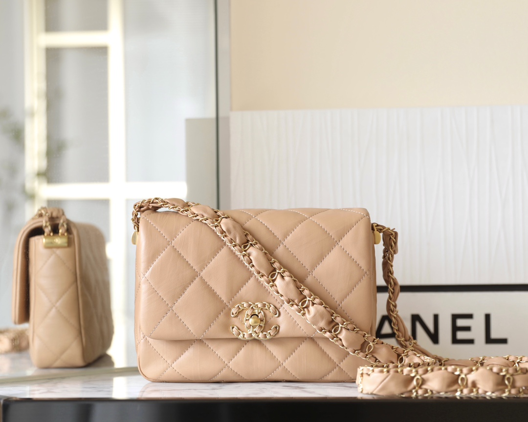 Bagsaaa Ch**el Shoulder Bag Nude Lambskin & Gold - 20x5x15 cm