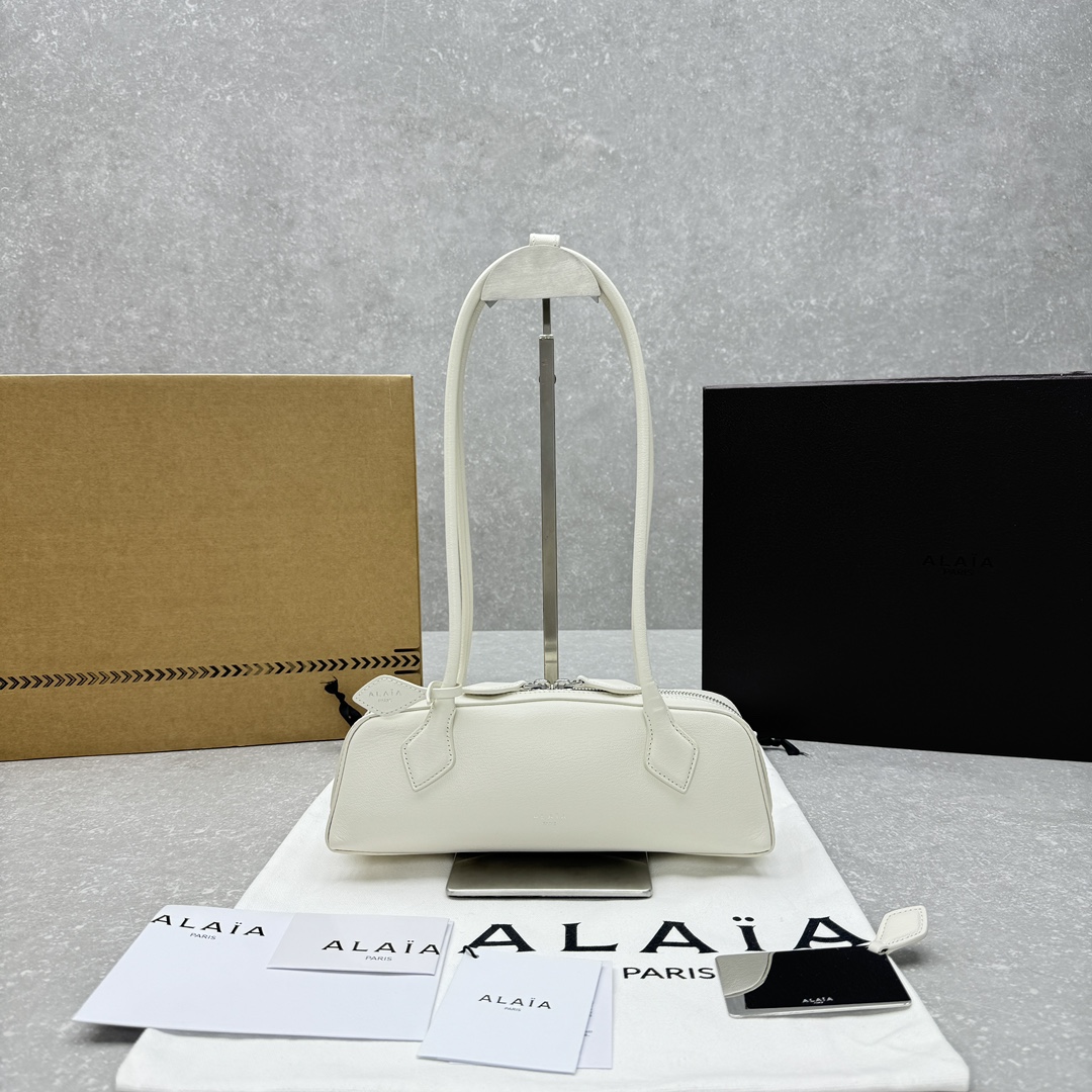 Bagsaaa Alaia Le Teckel Small Bag White - 27x9x8 cm