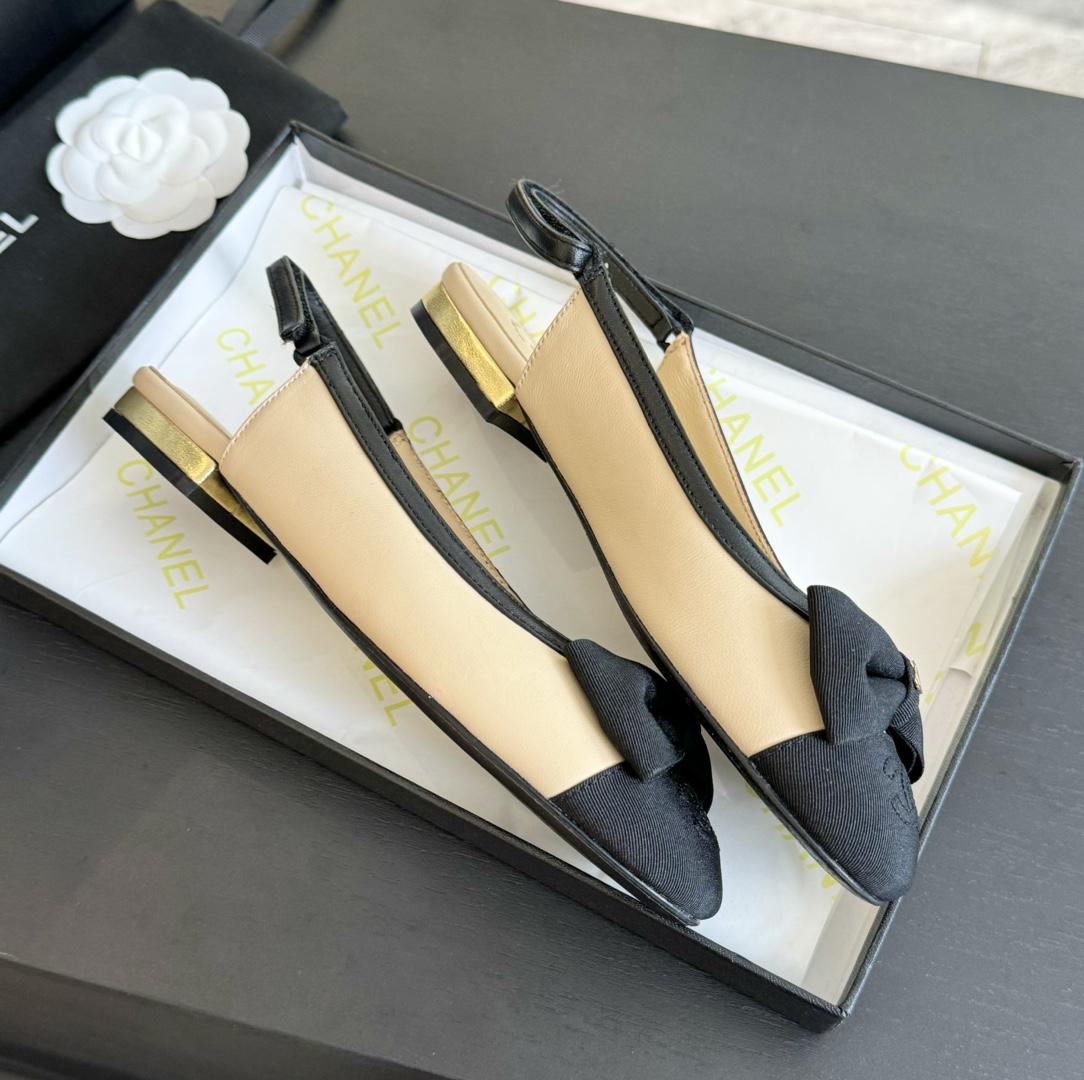 Bagsaaa Ch**el Slingbacks Black & Beige G45689