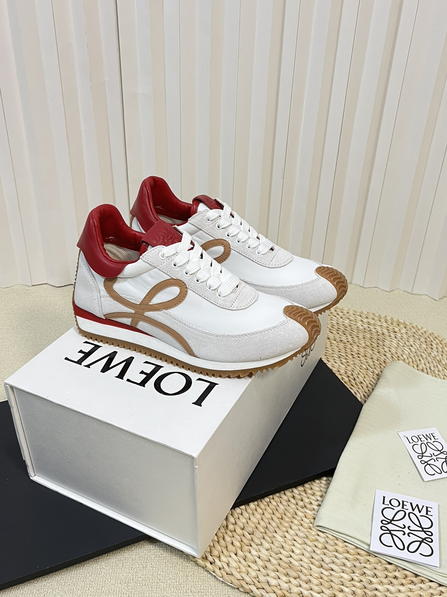 Bagsaaa L0ew* Sneakers 05