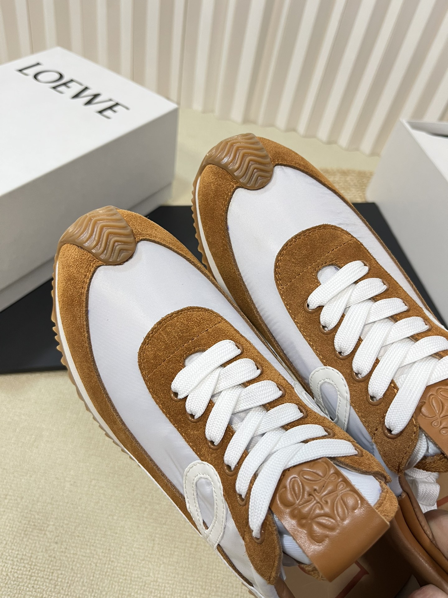 Bagsaaa L0ew* Sneakers 06