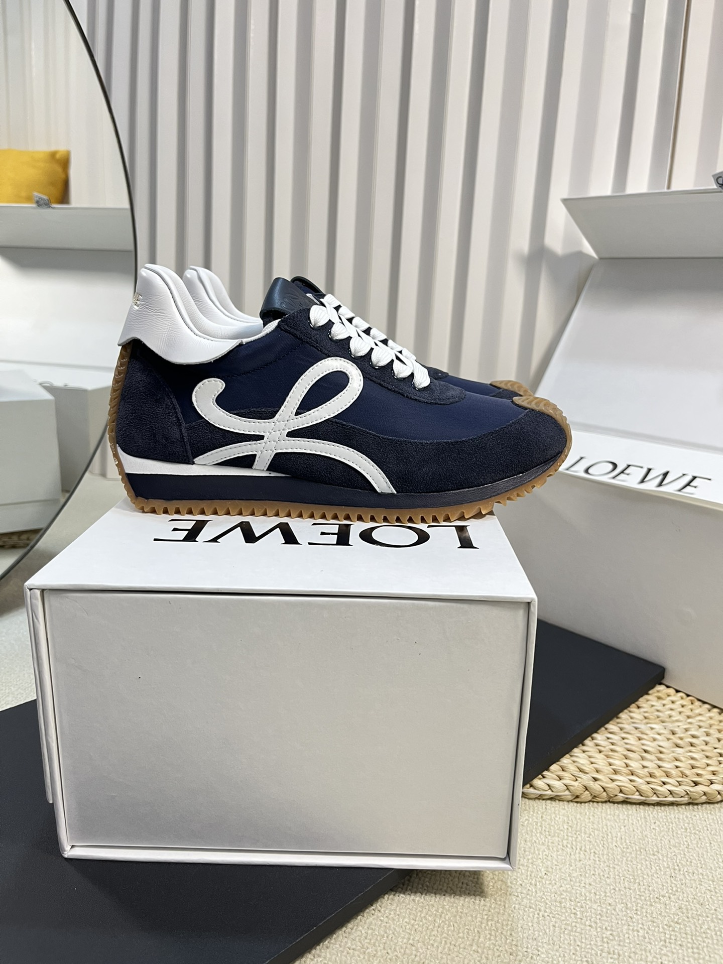 Bagsaaa L0ew* Sneakers 07