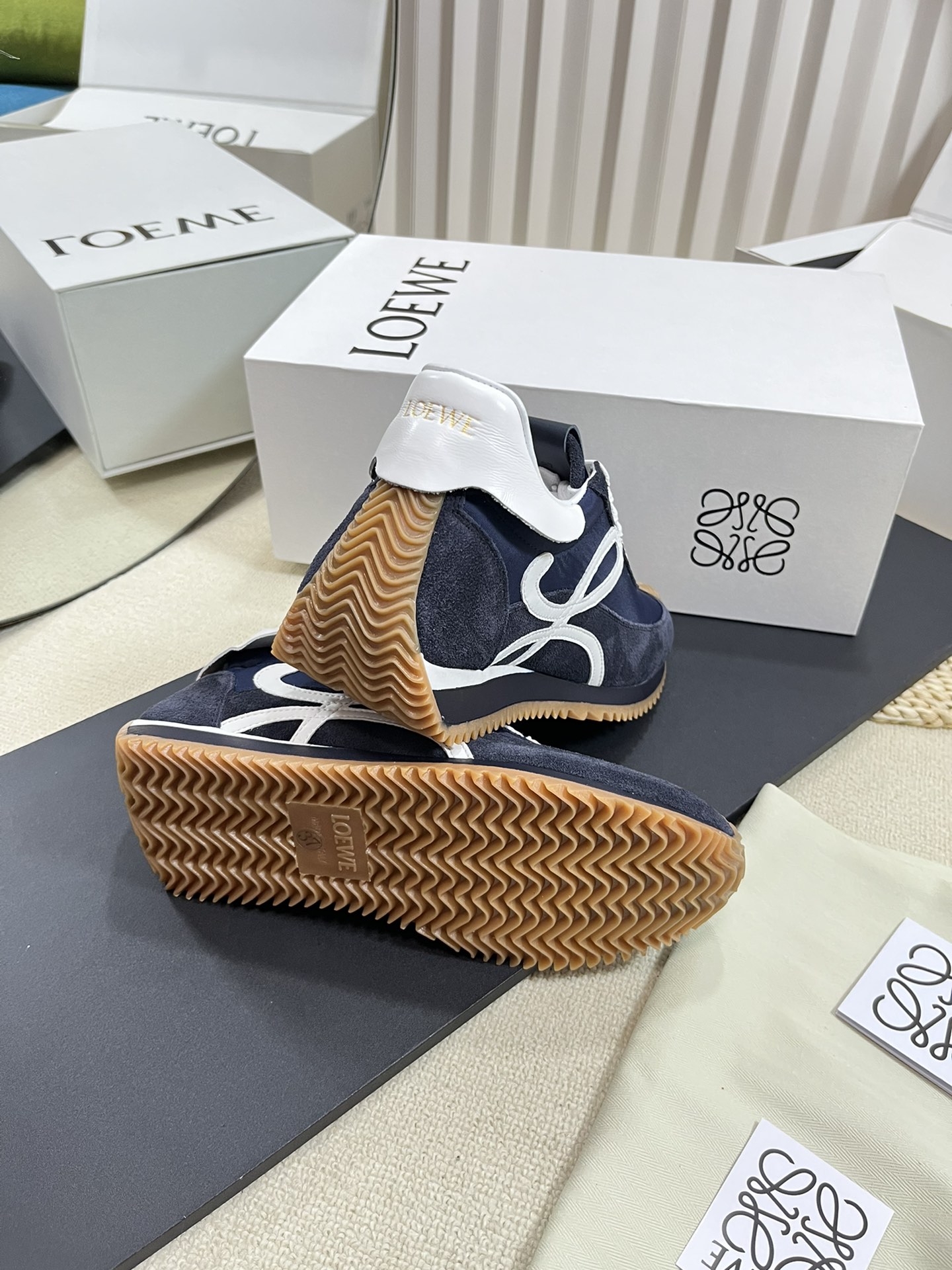 Bagsaaa L0ew* Sneakers 07