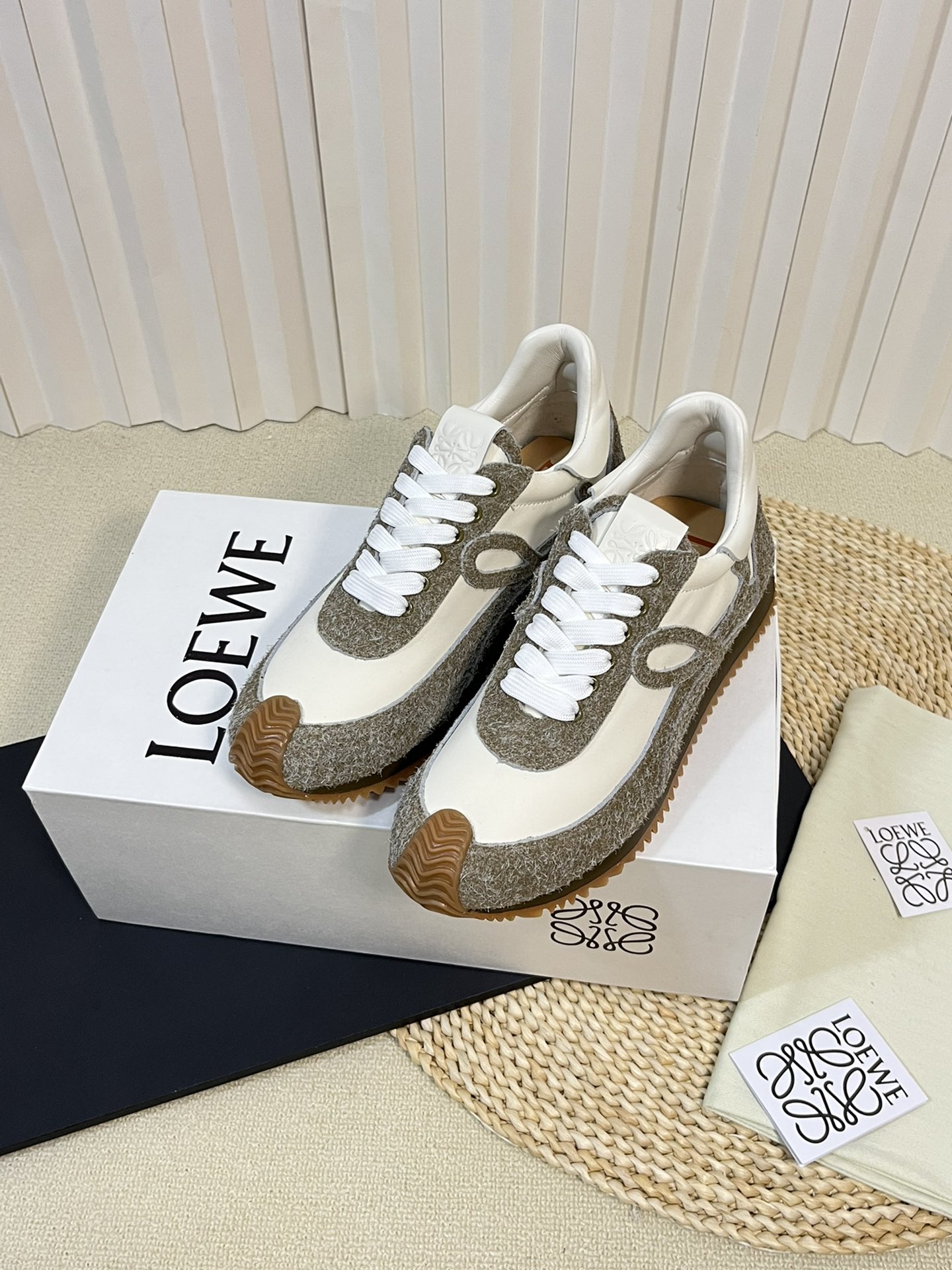 Bagsaaa L0ew* Sneakers 09