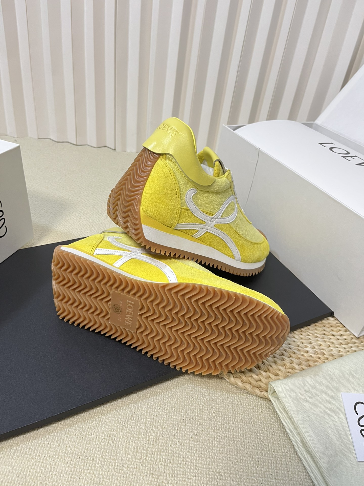 Bagsaaa L0ew* Sneakers 10
