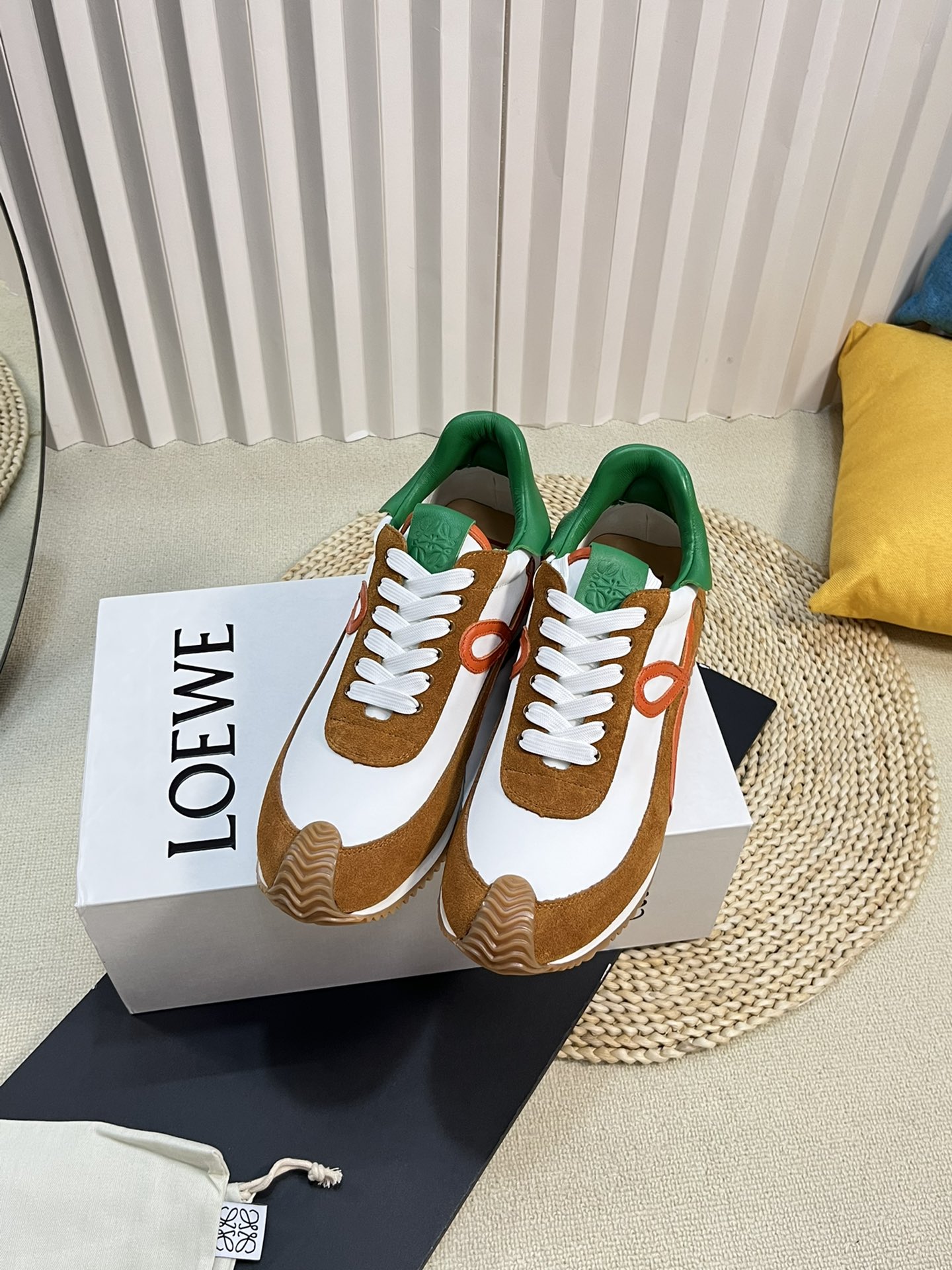 Bagsaaa L0ew* Sneakers 12
