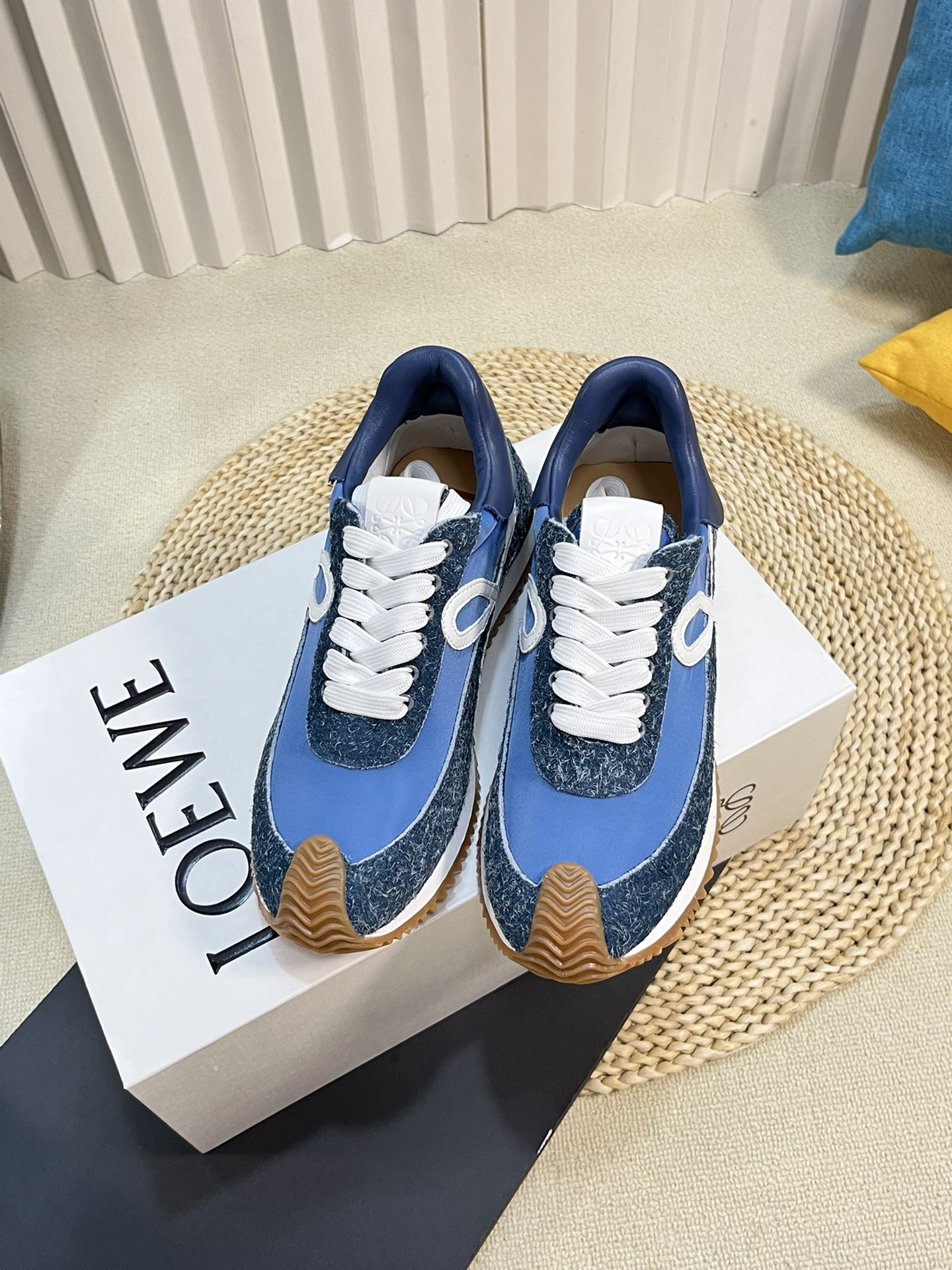 Bagsaaa L0ew* Sneakers 13