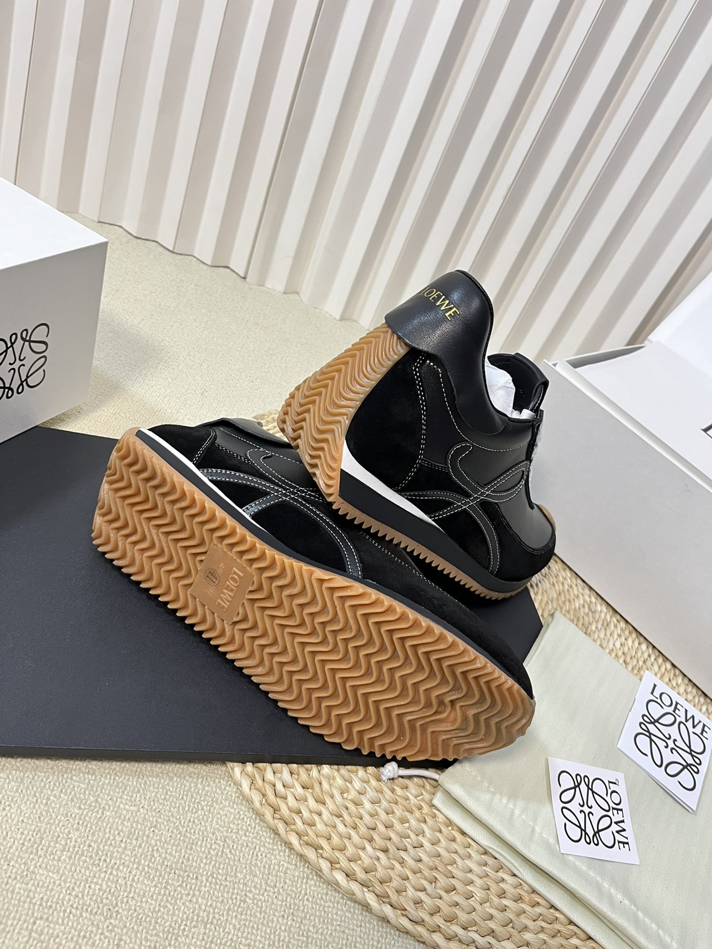 Bagsaaa L0ew* Sneakers 14