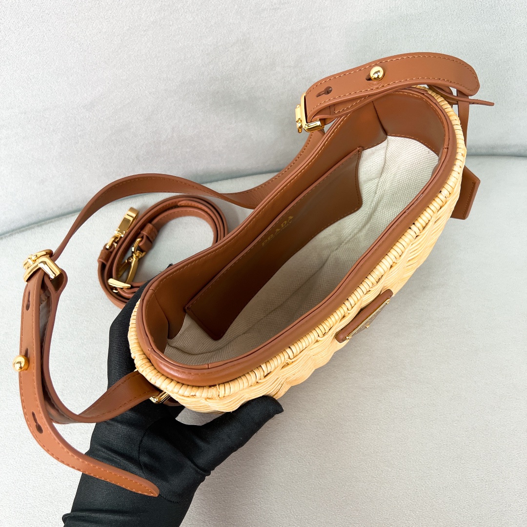 Bagsaaa Pra*a Wicker and leather Pra*a Arqué bag Natural - 22.5*18.5*6cm
