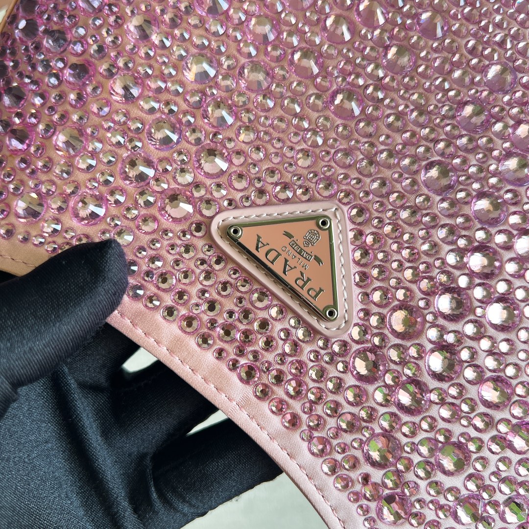 Bagsaaa Pra*a Cleo Crystal Pink - 22*18*4.5cm