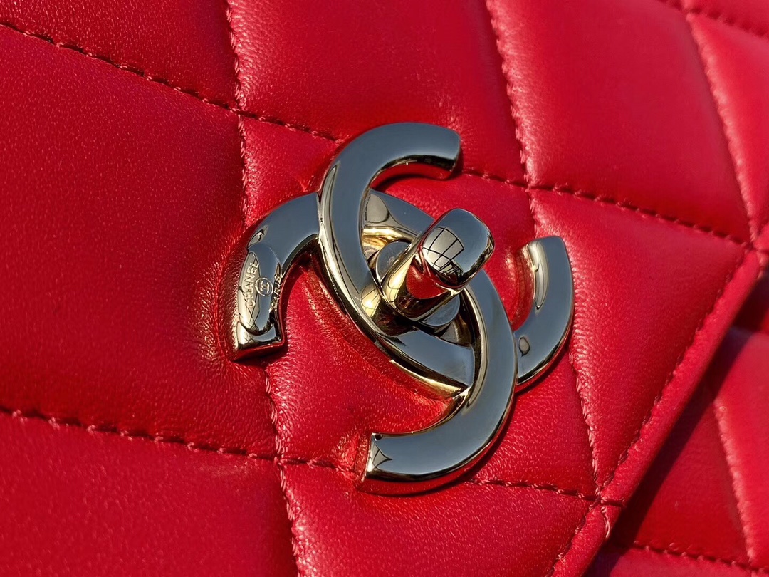 Bagsaaa Ch**el Trendy CC Red Gold Hardware 25cm