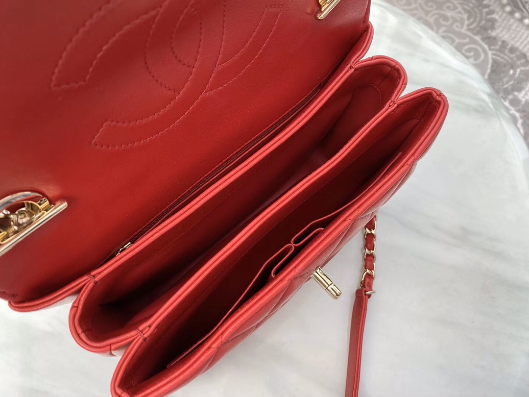 Bagsaaa Ch**el Trendy CC Red Gold Hardware 25cm