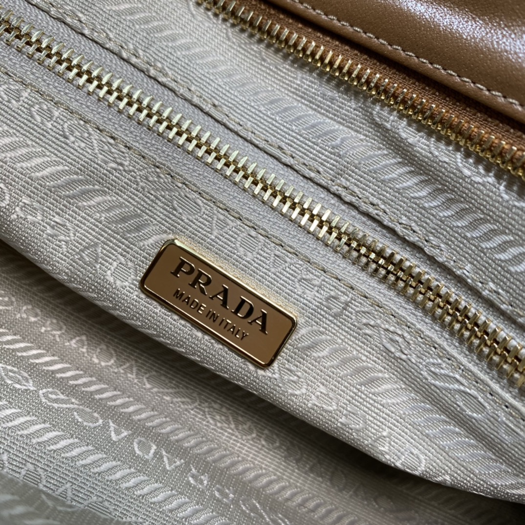 Bagsaaa Pra*a Medium leather handbag light brown - 32x15.5x2cm
