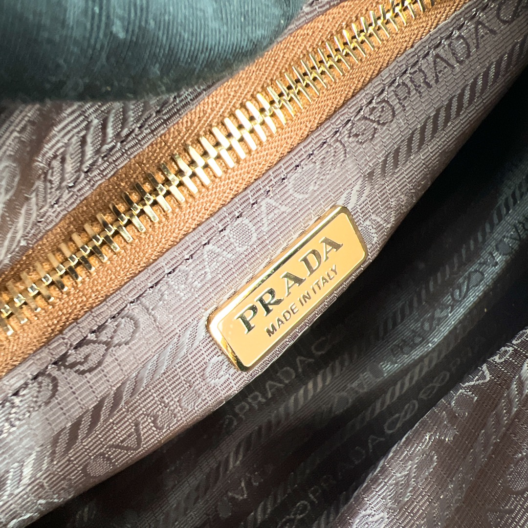 Bagsaaa Pra*a Medium suede handbag brown 1BA426 - 32x15.5x2cm