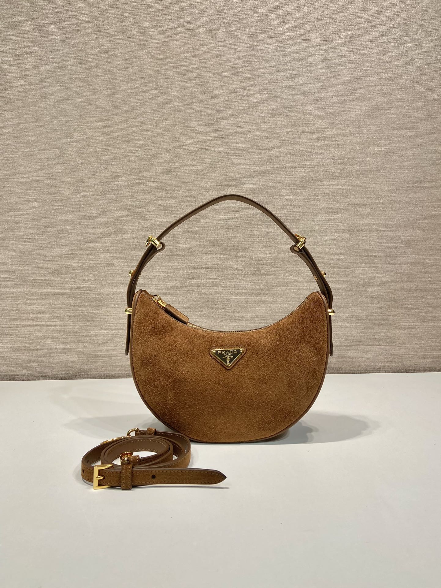 Bagsaaa Pra*a Arqué suede shoulder bag brown - 22.5x18x6 cm