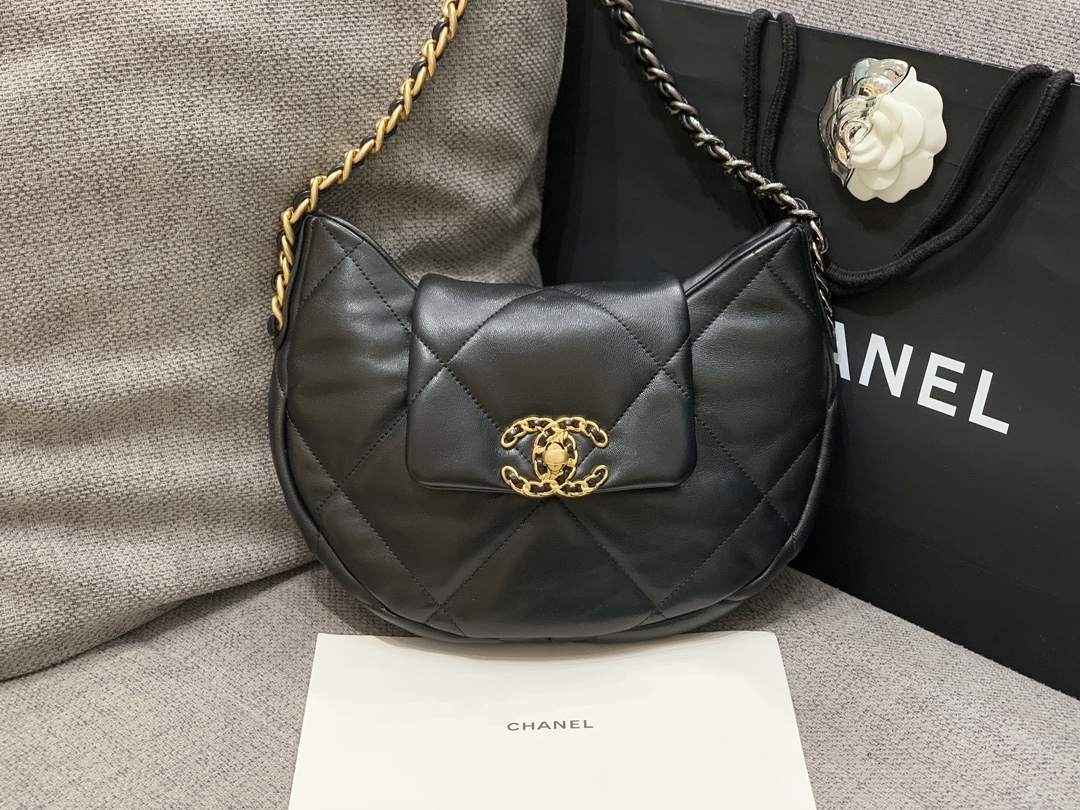 Ch**el 19 Hobo Bag In Lambskin Black - 23cm