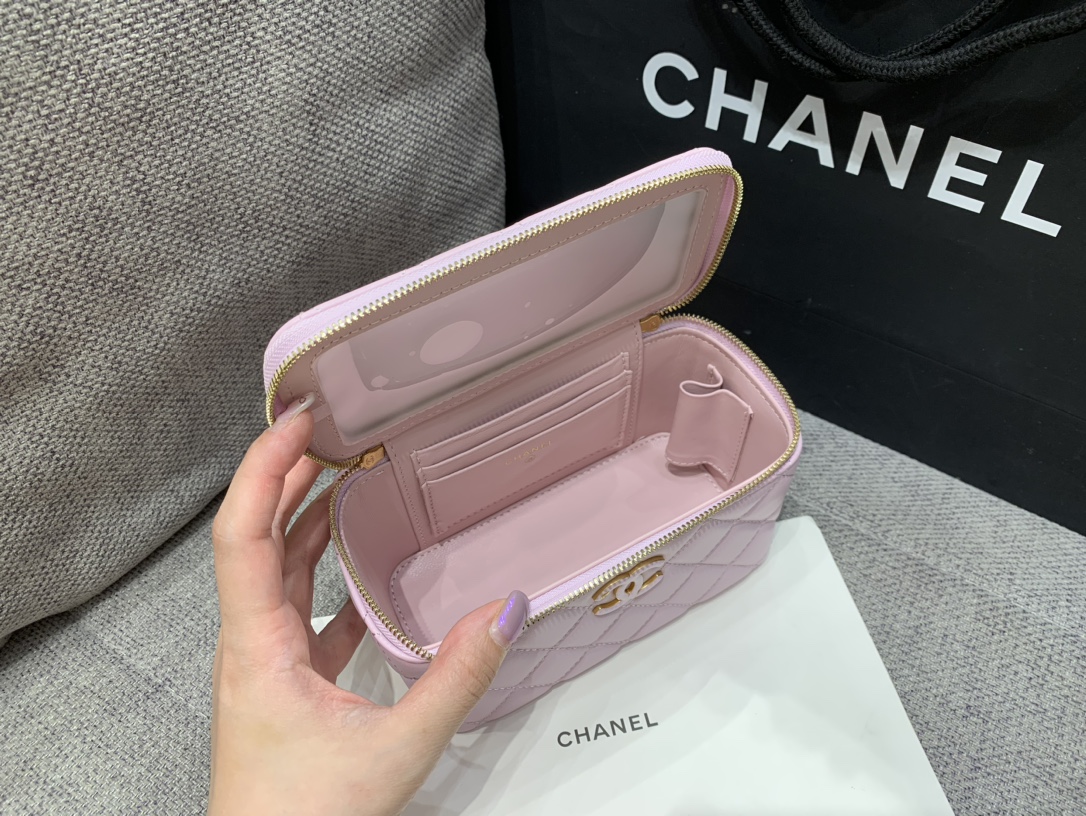 Bagsaaa Ch**el Pink Vanity Case Adjustable Chain Strap AP3940 - 17cm