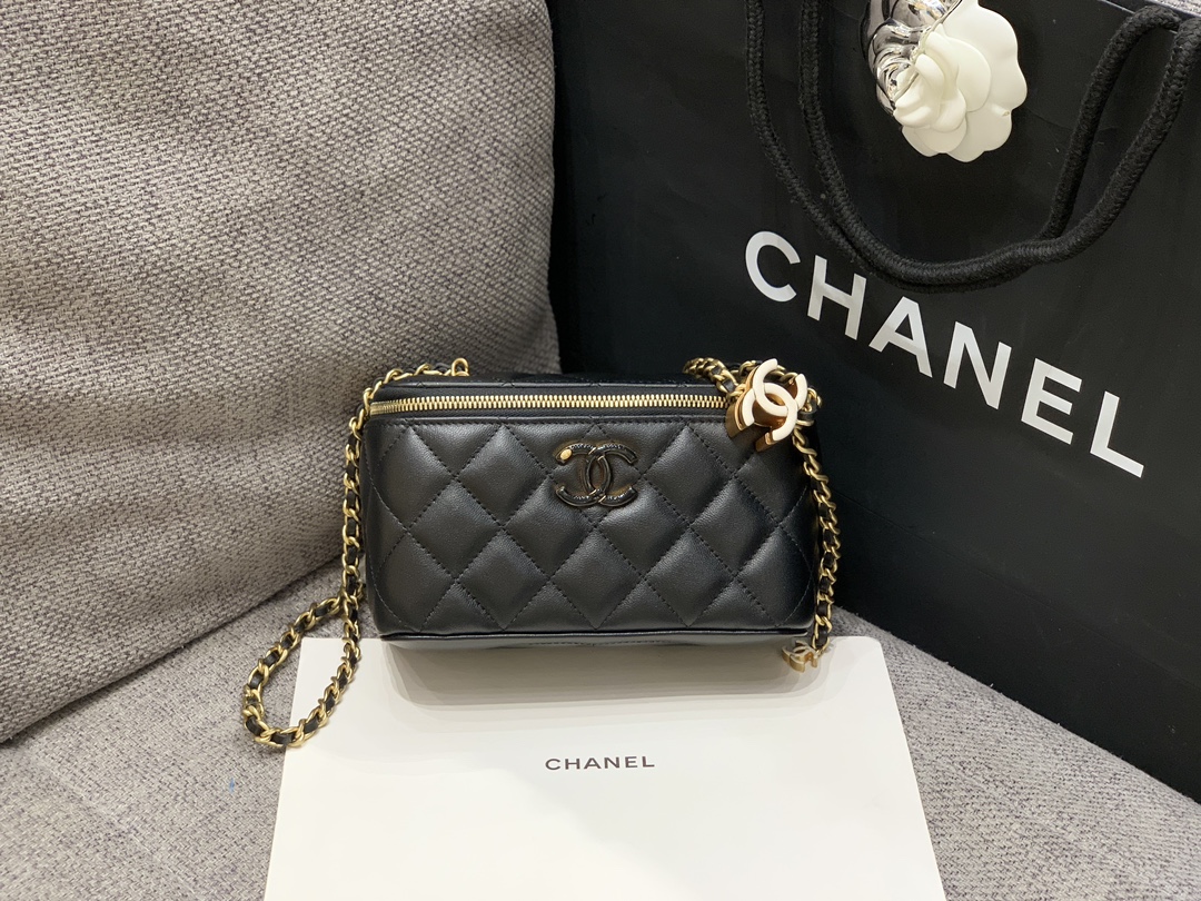Bagsaaa Ch**el Black Vanity Case Adjustable Chain Strap AP3940 - 17cm