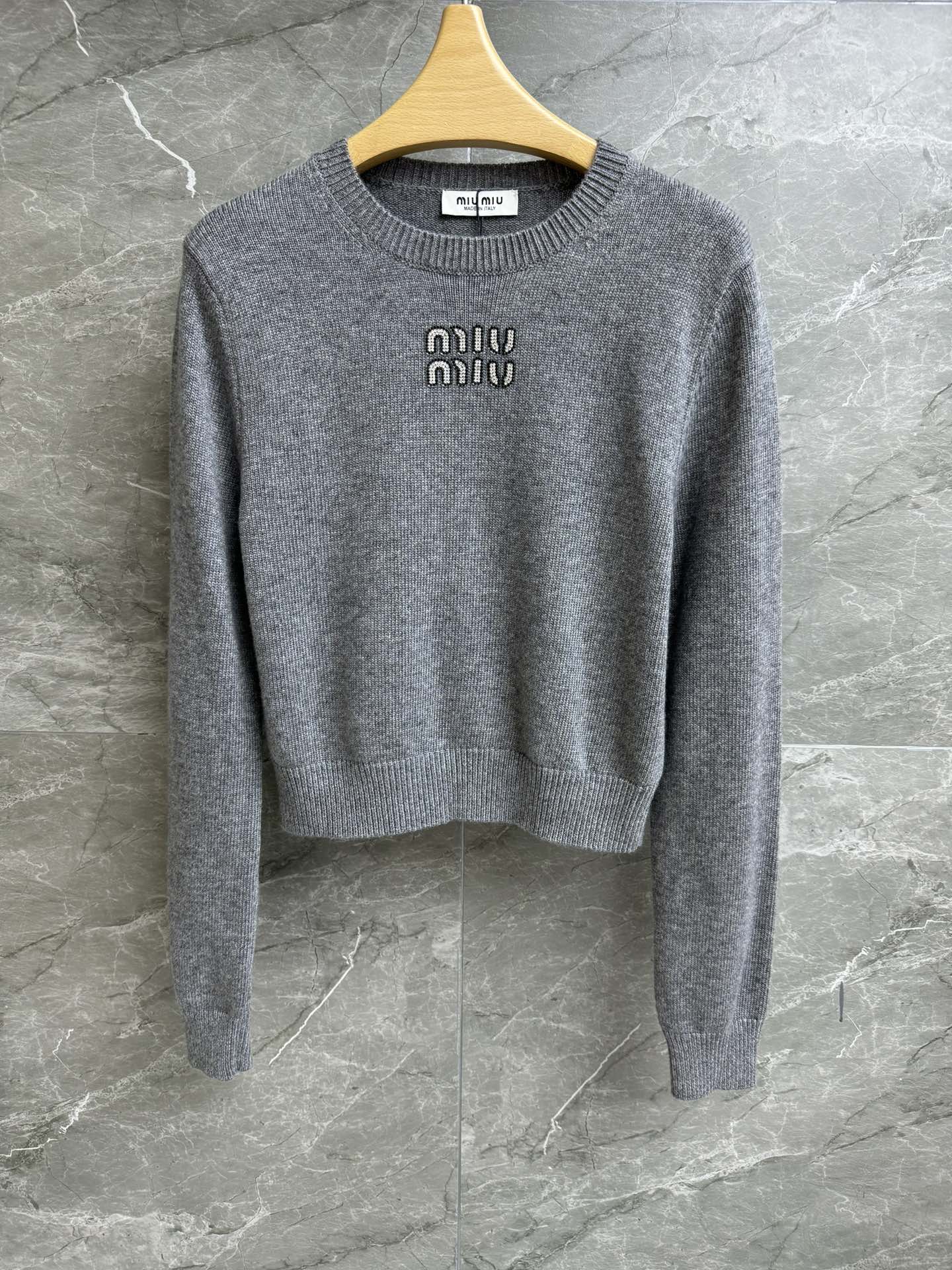 Bagsaaa M1um1u Long-Sleeved Sweater Gray