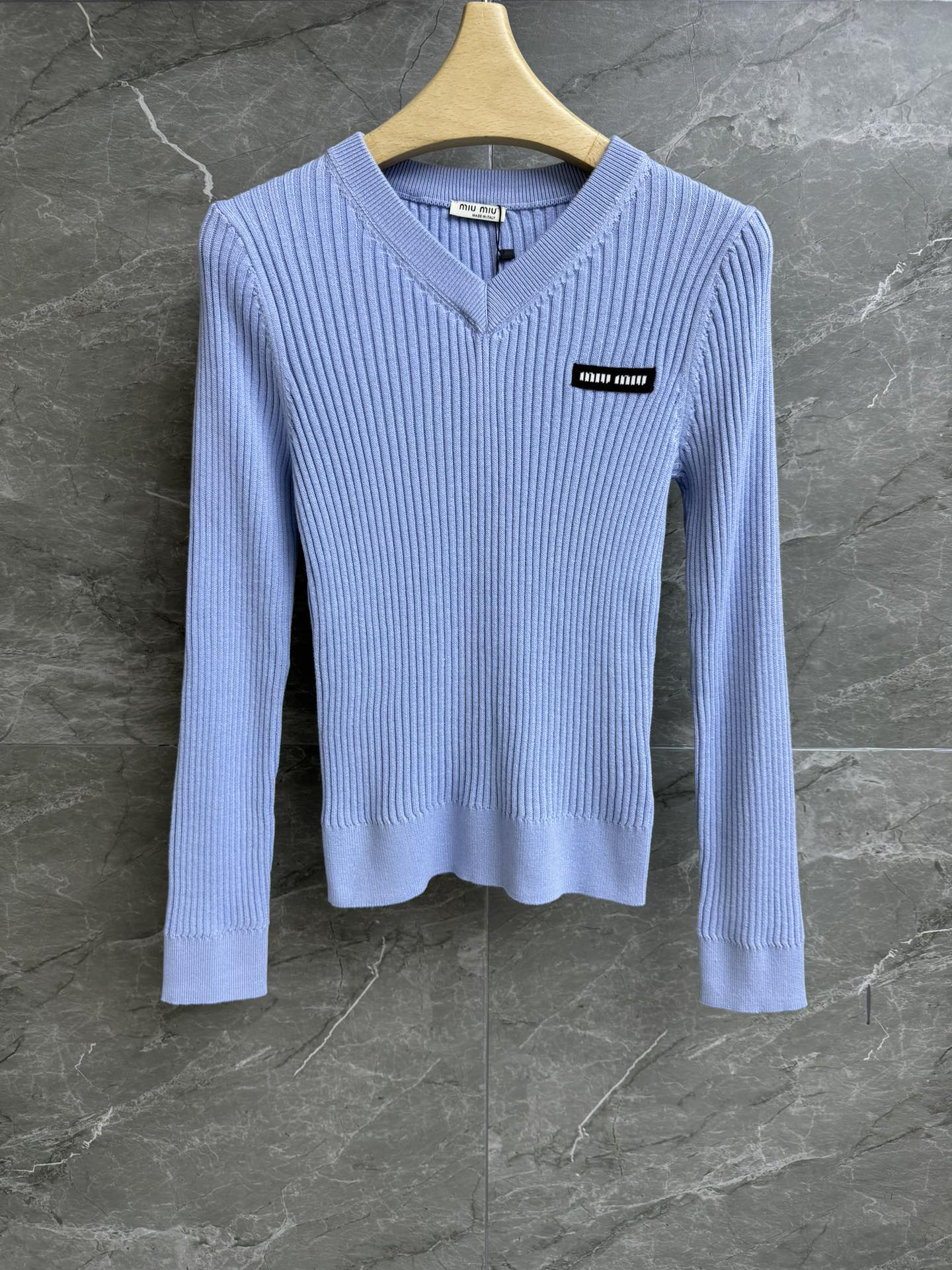 Bagsaaa M1um1u Long-Sleeved Sweater Blue