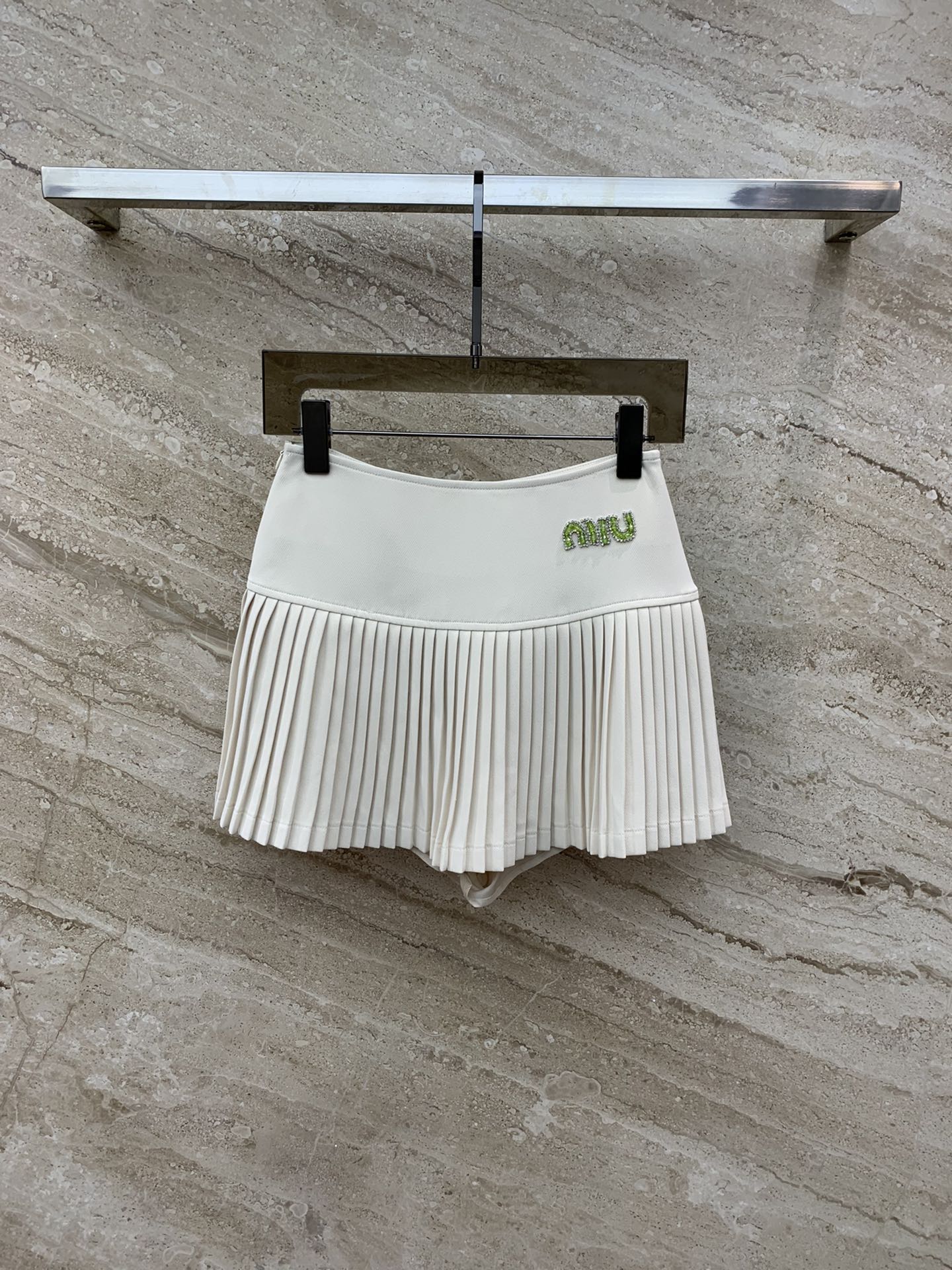 Bagsaaa M1um1u Short Skirt White