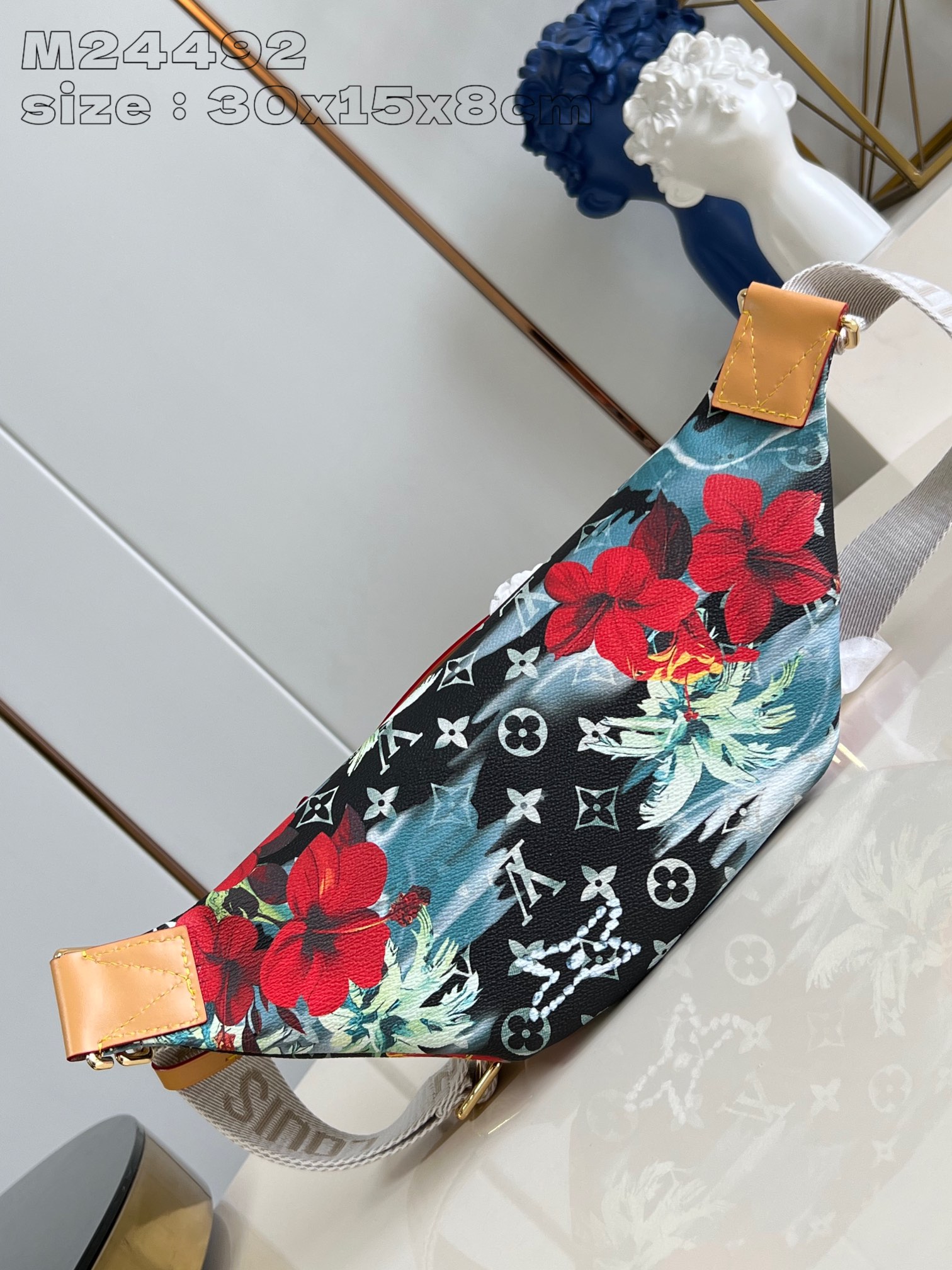 Bagsaaa L0vis Vvtt0n Rush Bumbag Blue - 30 x 15 x 8 cm