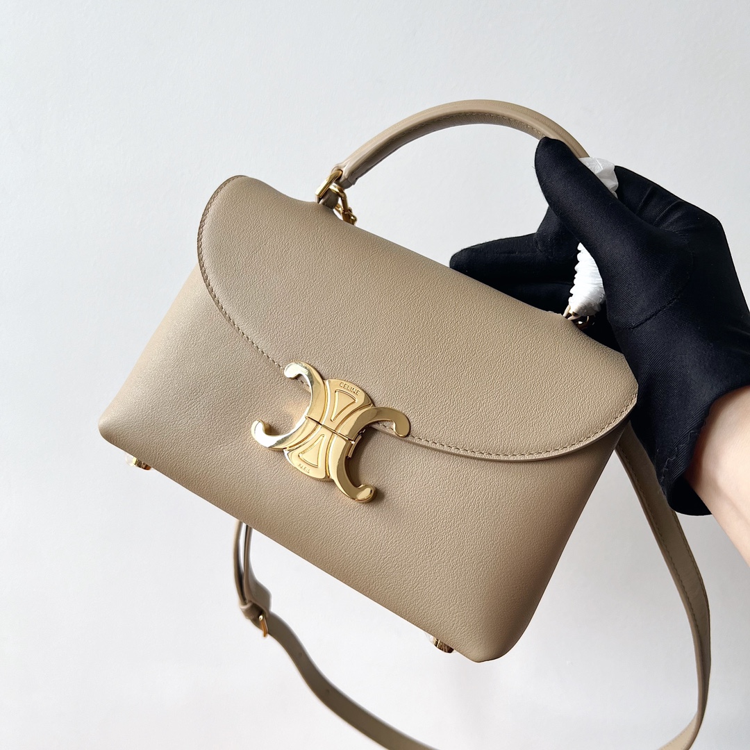 Bagsaaa Ce1i*e Teen Nino Bag In S*pple Calfskin Beige - 20.5 X 13 X 8 CM