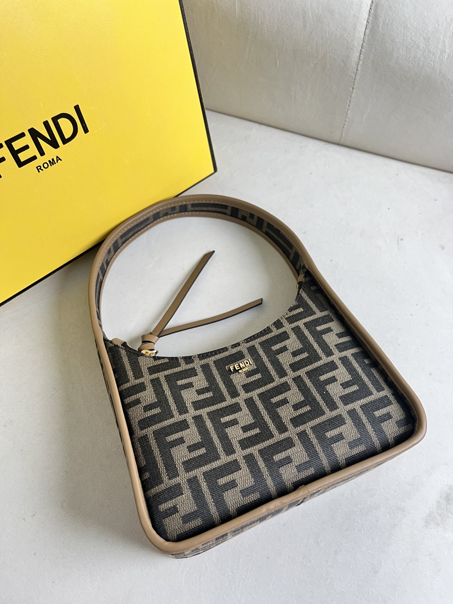 Bagsaaa F**di Mini Fendessence Brown FF fabric mini-bag - 28x20.5x7 cm