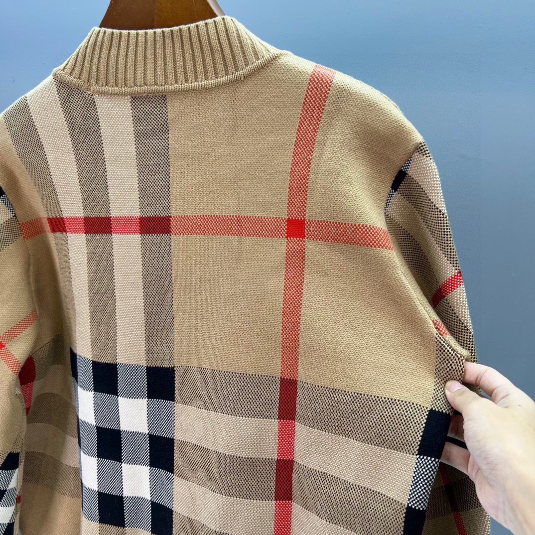 Bagsaaa Bv*b*rry Caragh Check Jacquard Cardigan