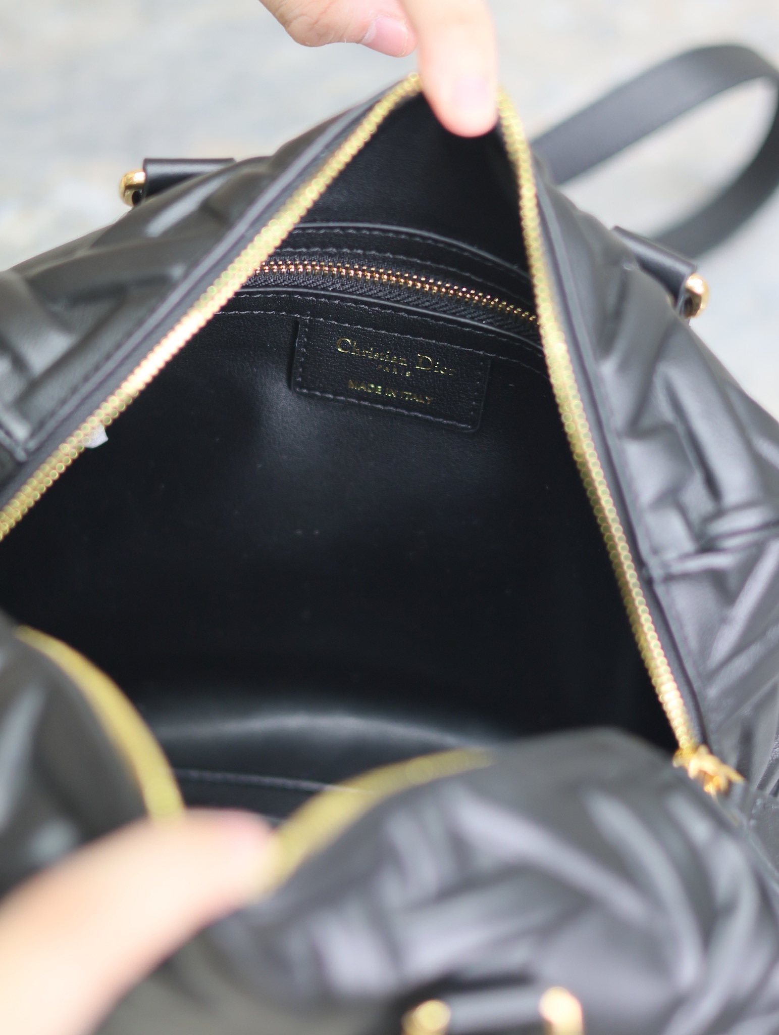 Bagsaaa D10r Groove 25 Bag Black Graphic Cannage Calfskin - 25 x 19 x 16 cm
