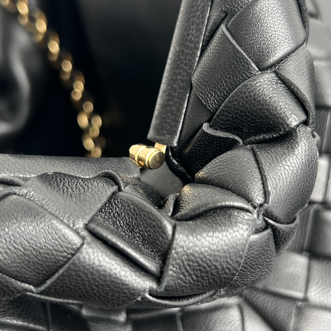 Bagsaaa B0tt*ga Ven*ta Teen Lauren 1980 With Chain Black - 31.5*16*11cm