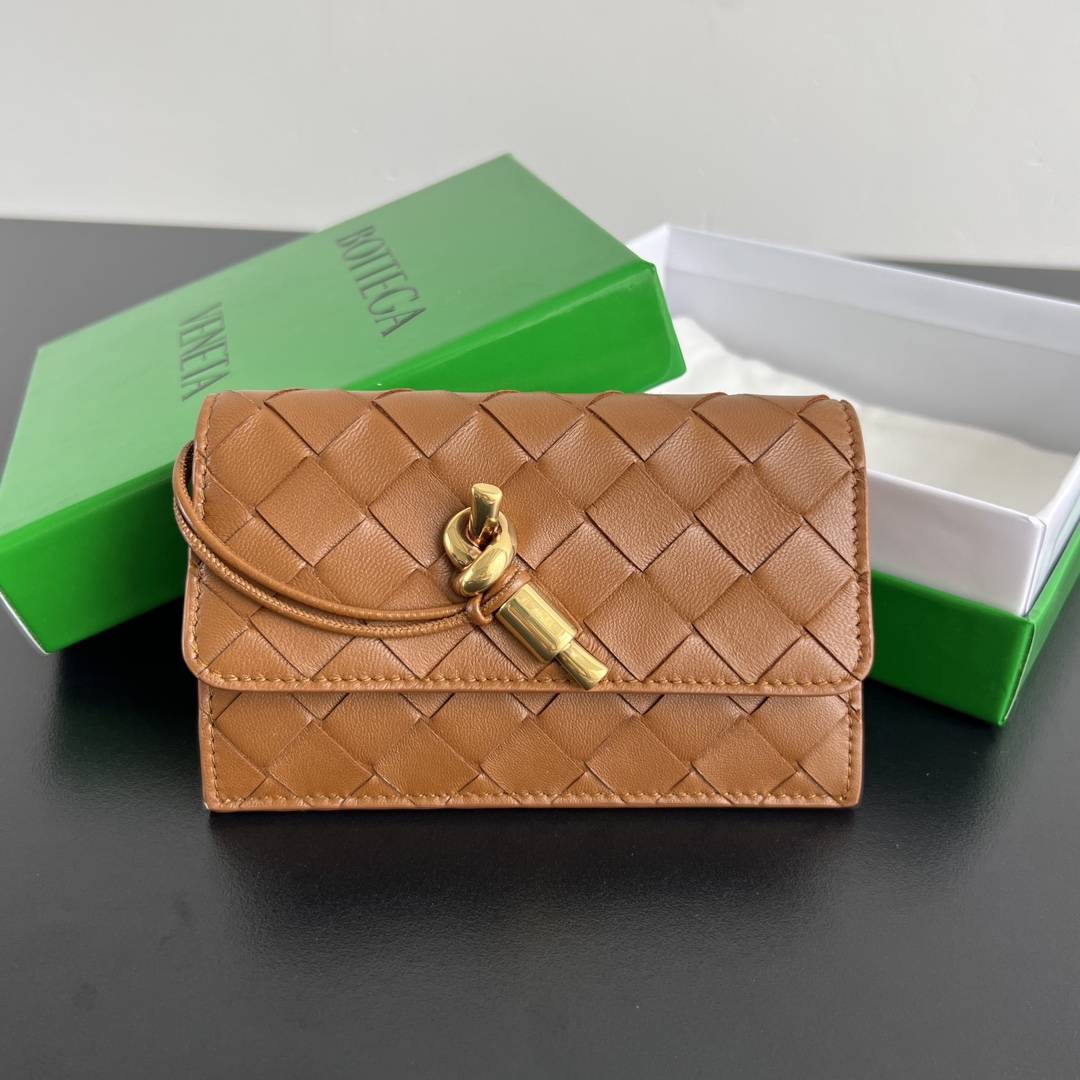 Bagsaaa B0tt*ga Ven*ta Andiamo Zippered Card Case Brown - 14x8.5x2 cm
