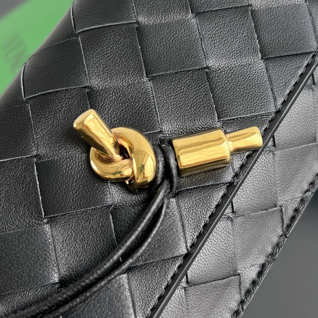 Bagsaaa B0tt*ga Ven*ta Andiamo Zippered Card Case Black - 14x8.5x2 cm