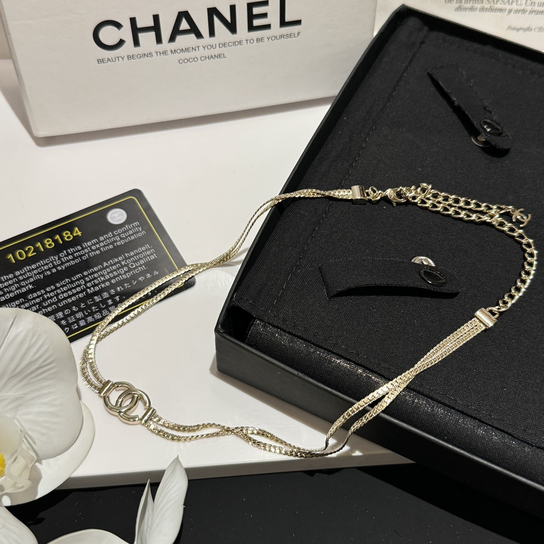 Bagsaaa Ch**el Gold Necklace 01