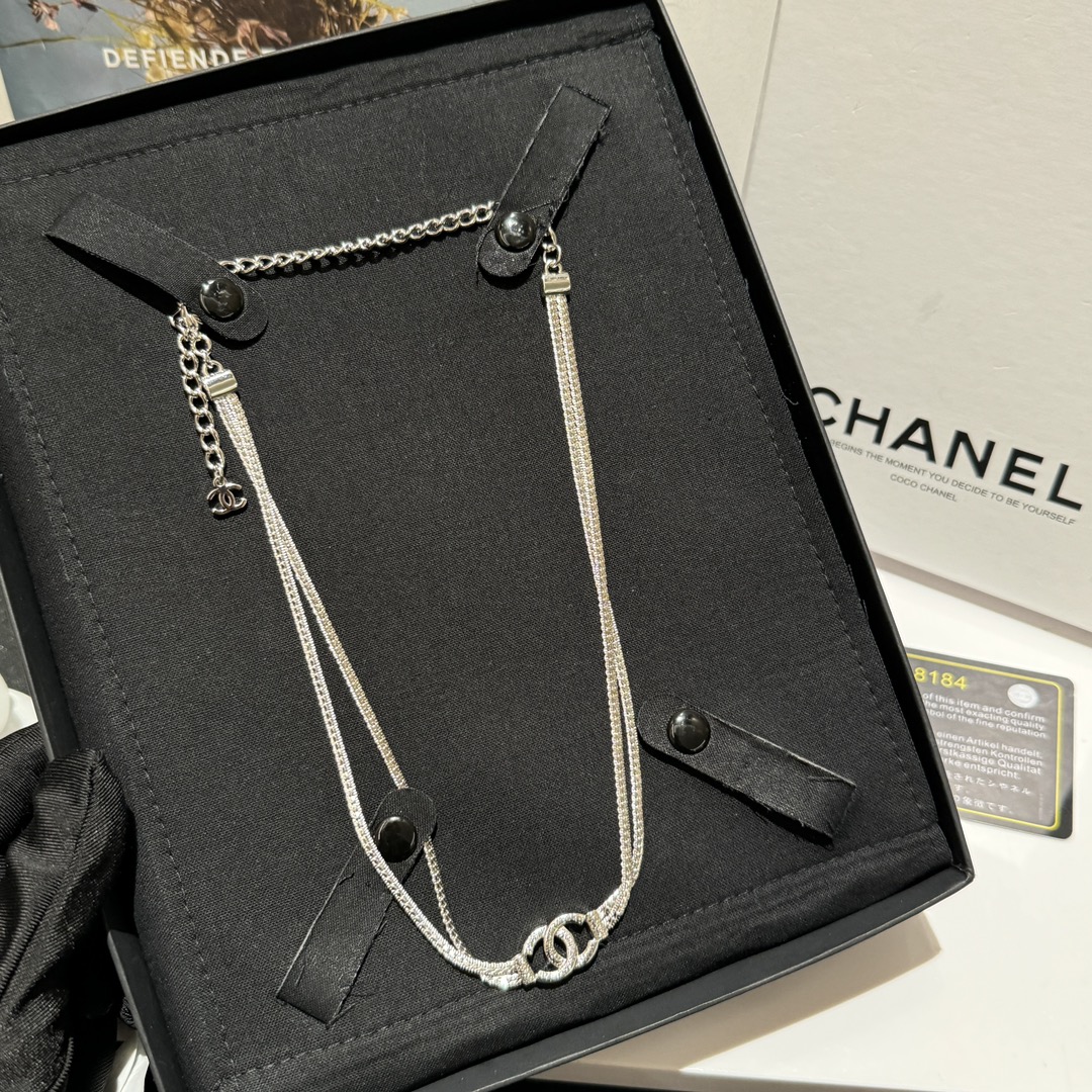 Bagsaaa Ch**el Silver Necklace 01