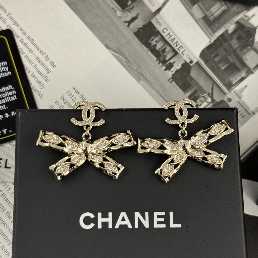 Bagsaaa Ch**el Earrings 06